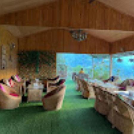 The Village Retreat Resort , Guptkashi Gupta Kāshi Εξωτερικό φωτογραφία