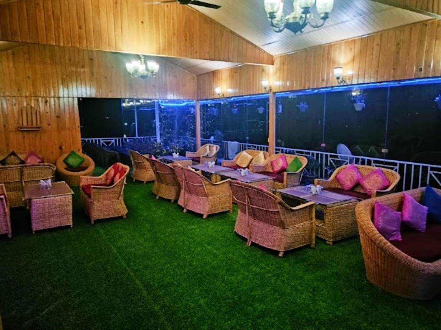 The Village Retreat Resort , Guptkashi Gupta Kāshi Εξωτερικό φωτογραφία