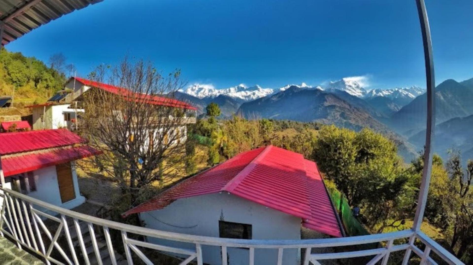 The Village Retreat Resort , Guptkashi Gupta Kāshi Εξωτερικό φωτογραφία